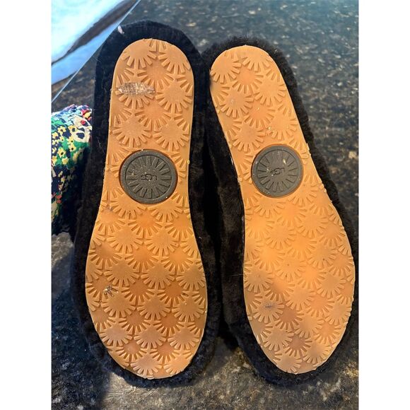 UGG Women's Fluff Yeah Slide Slipper Black Size 9 Open Toe Casual - Picture 5 of 6